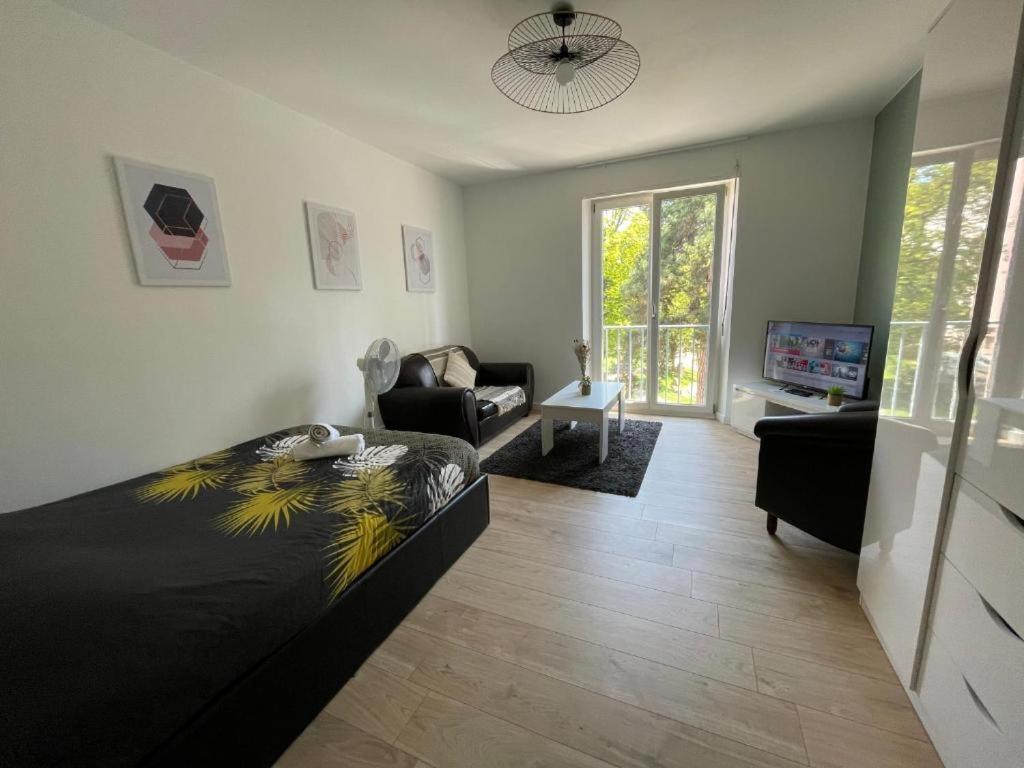 New Appartement Proche Gare Et Centre-Ville Colmar Exterior photo